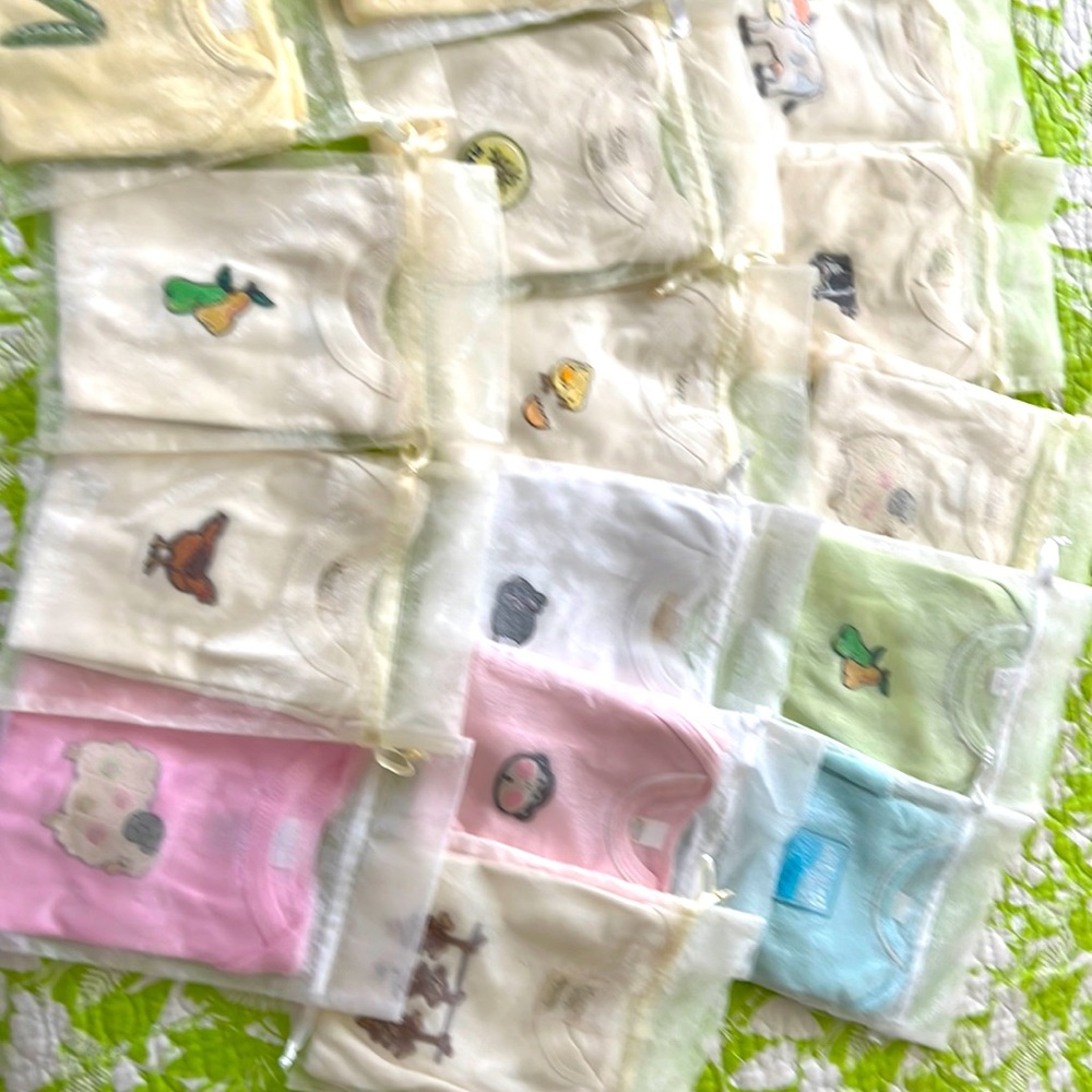 Organic baby tees   Lot of 18 shirts!!  NEW in Packages